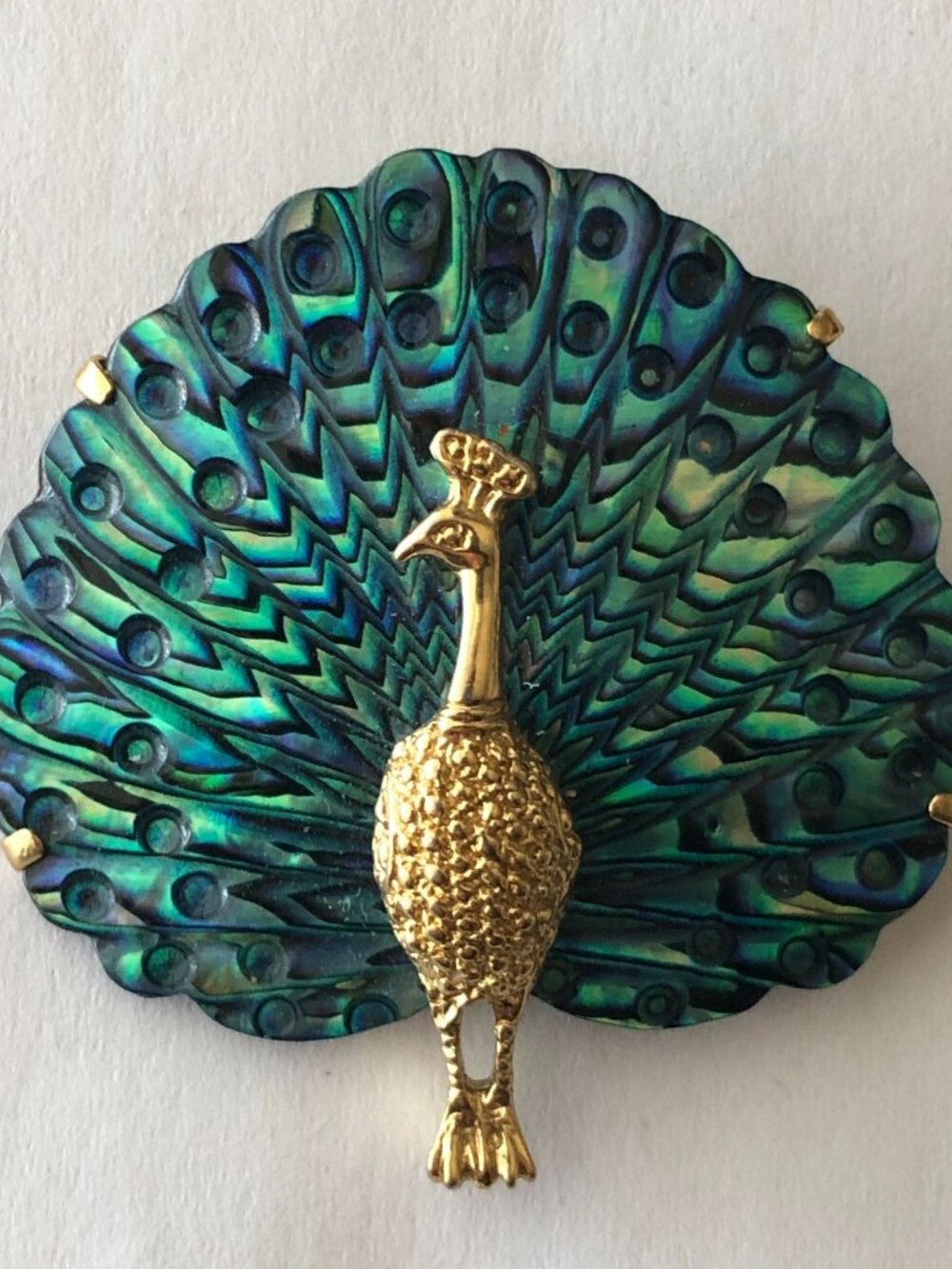 Ariki Paua Peacock Brooch Gold Tone Blue Green Purple